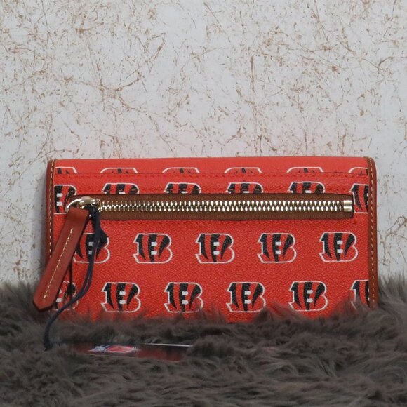 Dooney & Bourke NFL Cincinnati Bengals Continental Clutch Wallet (Orange) - Picture 4 of 9